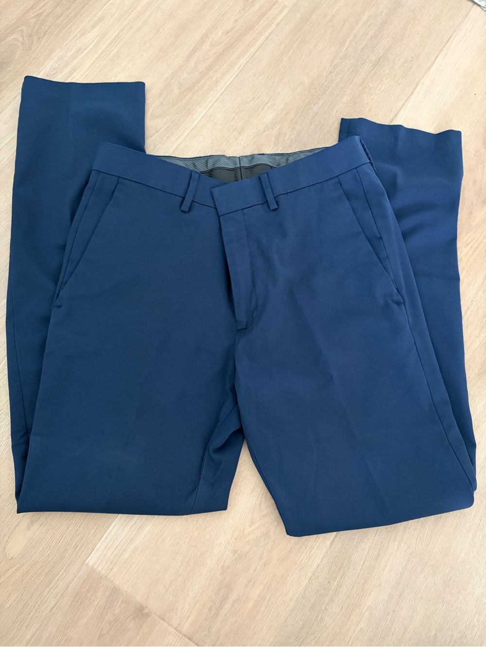 Reaction Kenneth Cole Men's Navy Dress Pants - Flat Front